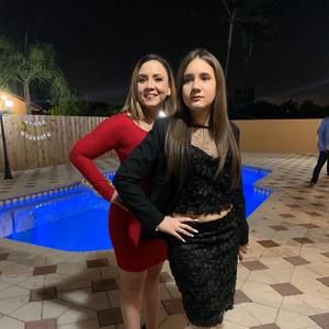 Meet your Posher, Lena